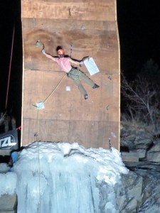 Etienne Grillot vainqueur du dry contest, ici dans la voie de finale Etienne Grillot vainqueur du dry contest, ici dans la voie de finale