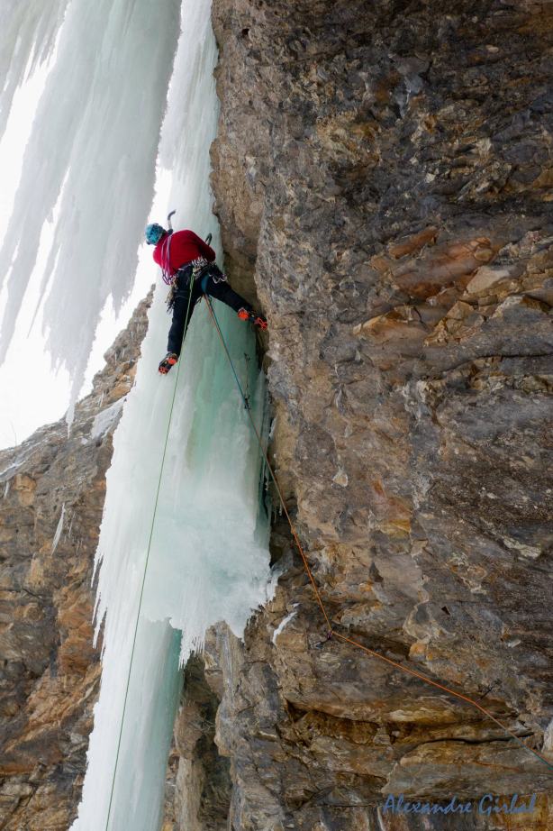 Gaetan RAYMOND, L1, M8, WI 5+, 50m