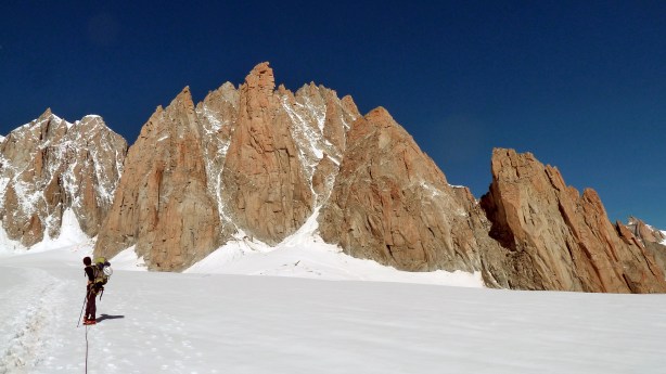 Le Grand Capucin trône au milieu des ces belles faces