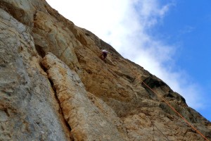 L7, 7c+ dévers au début